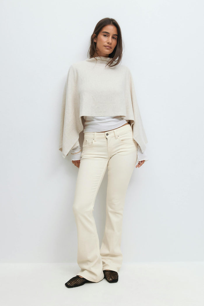 Low bootcut gallabuxur