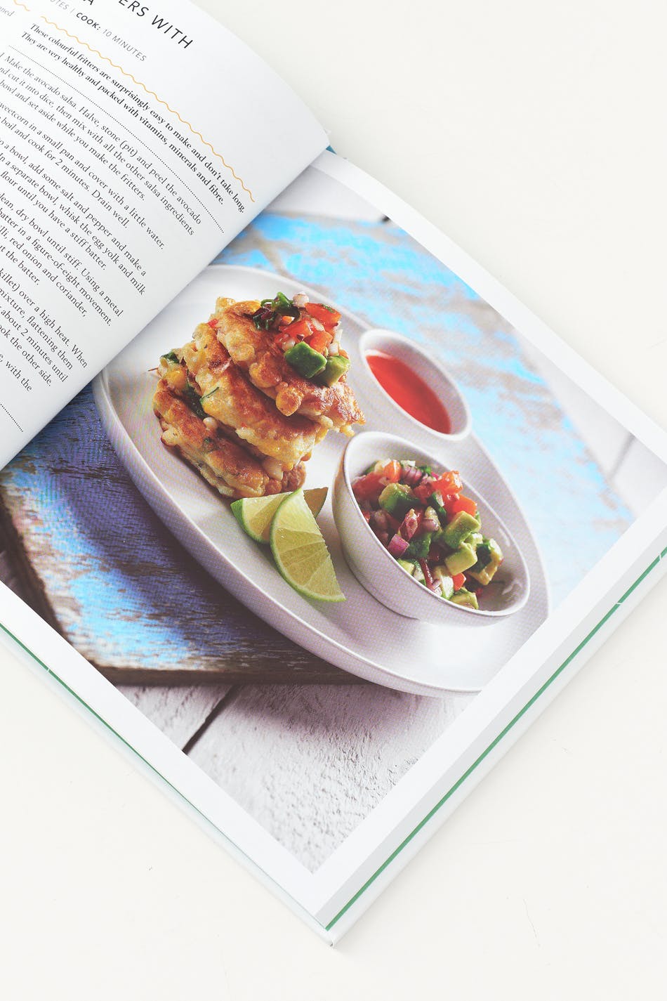 Bók, Avacado cookbook