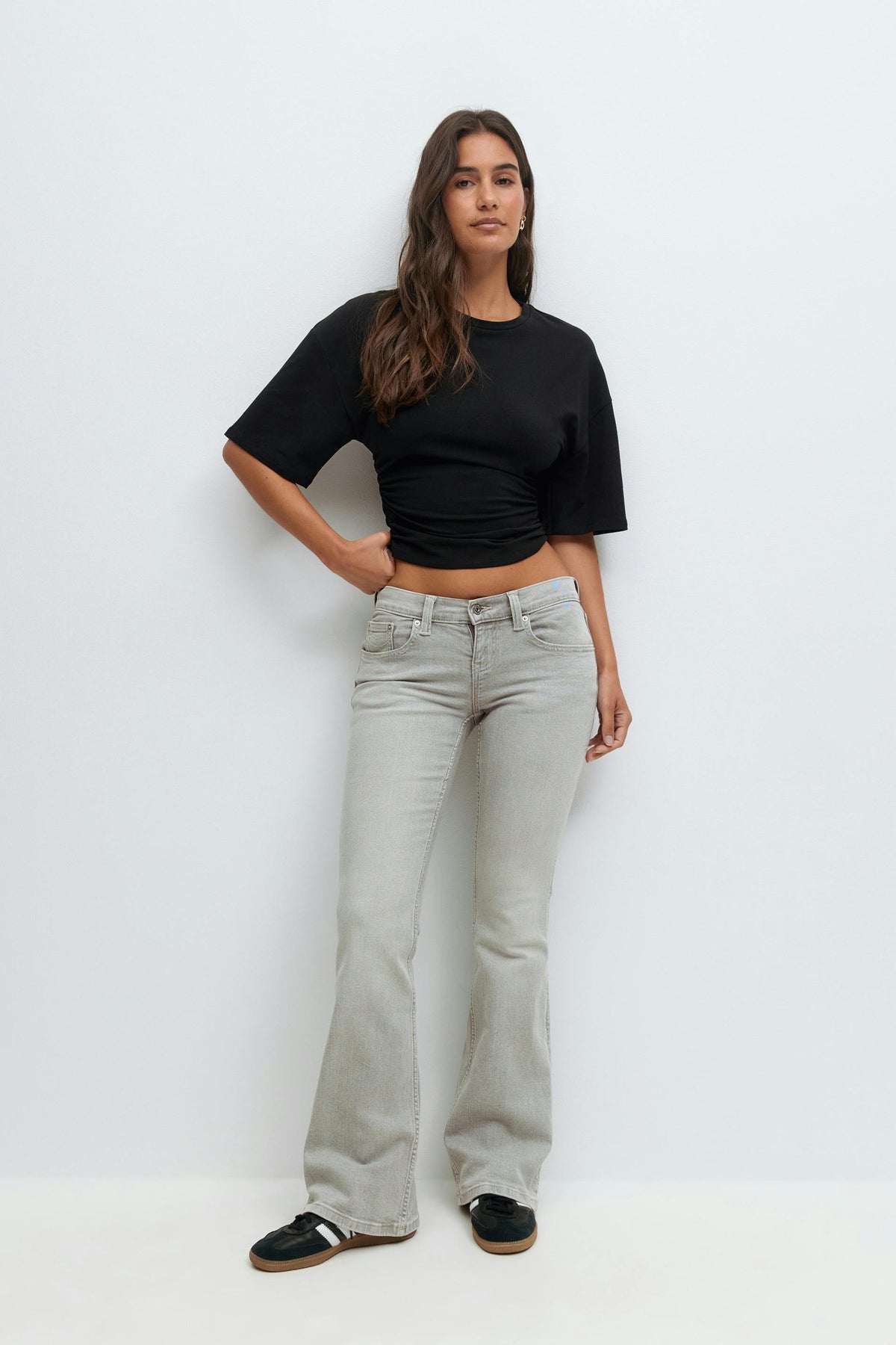 Low bootcut gallabuxur