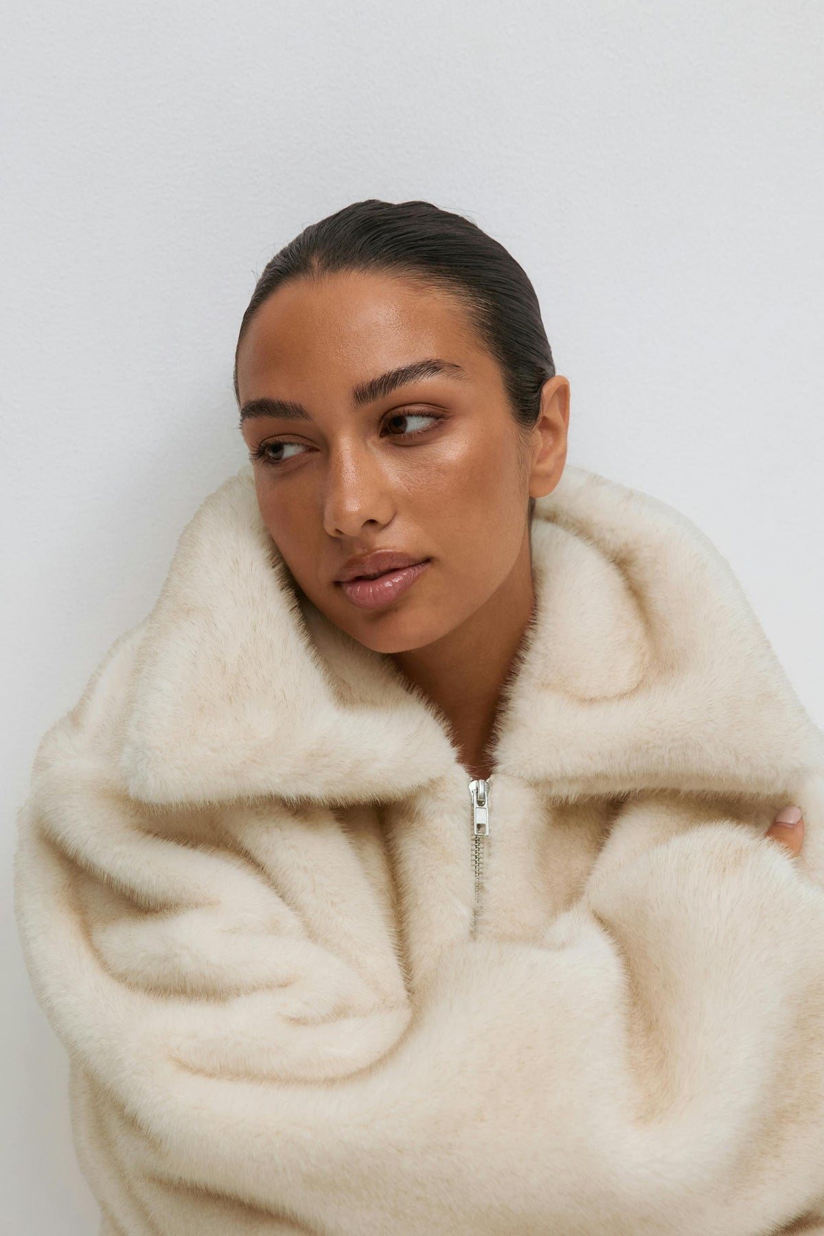 Faux fur jakki