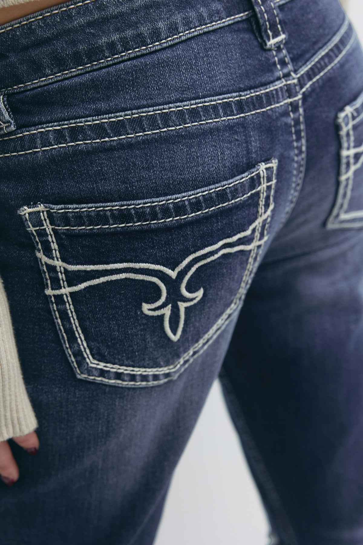 14+ low rise gallabuxur