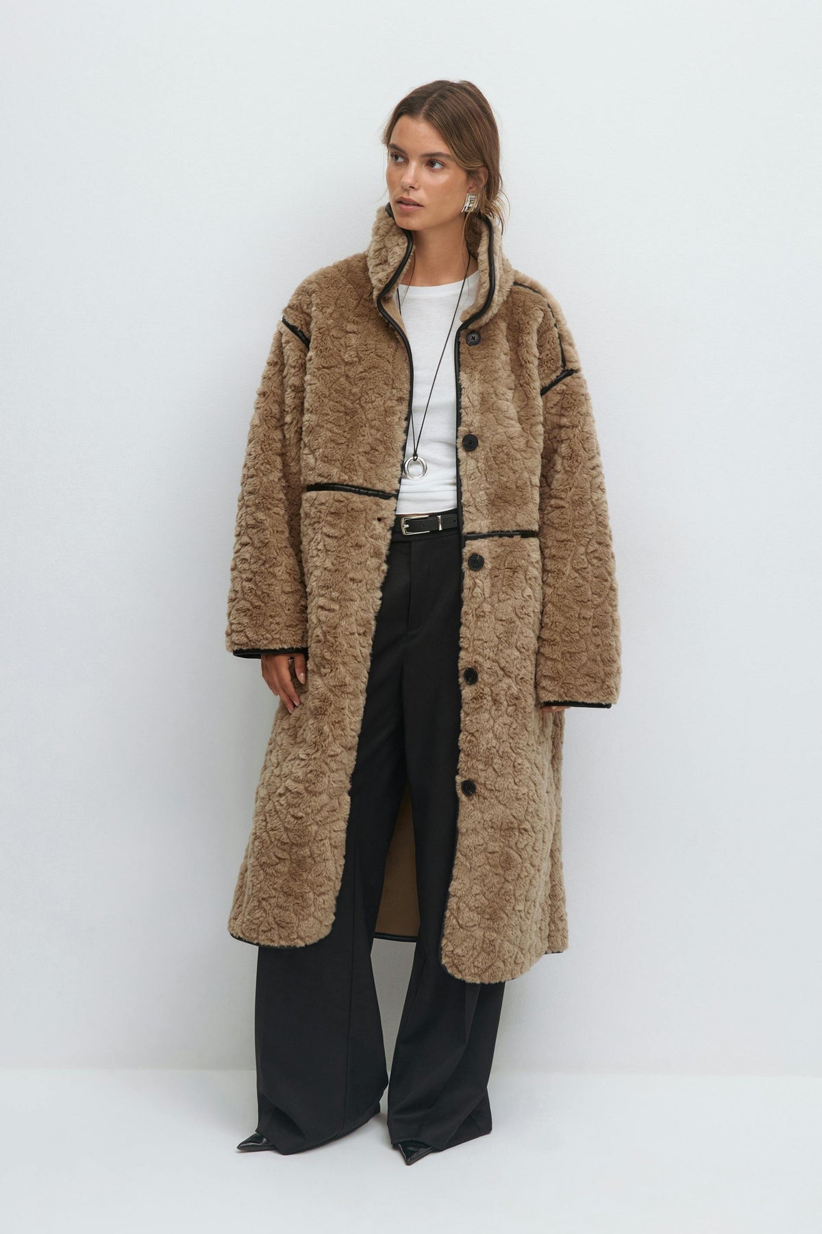 Faux fur kápa