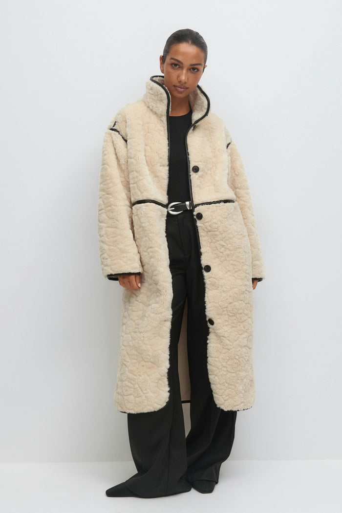 Faux fur kápa