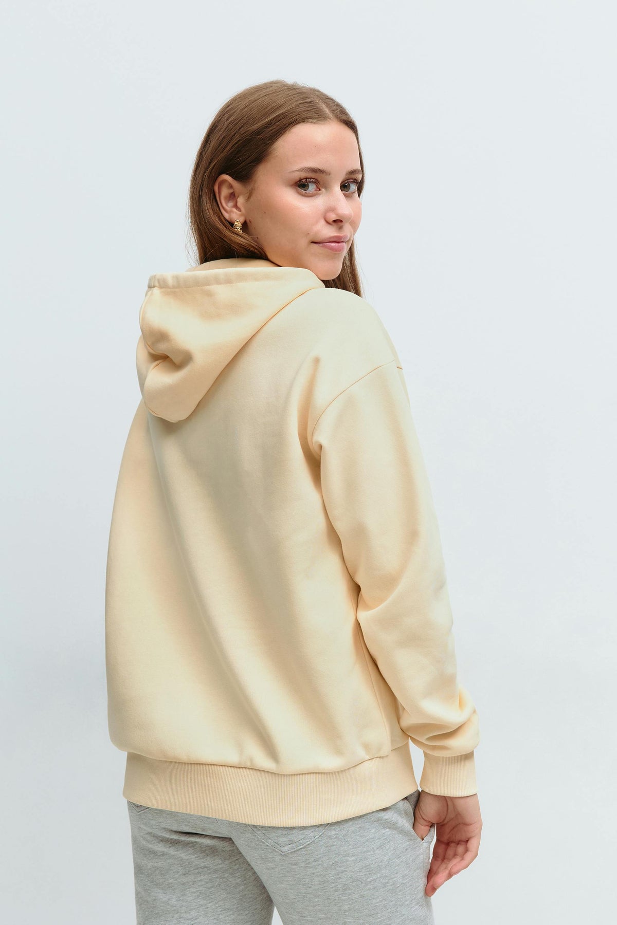 Y oversized hettupeysa