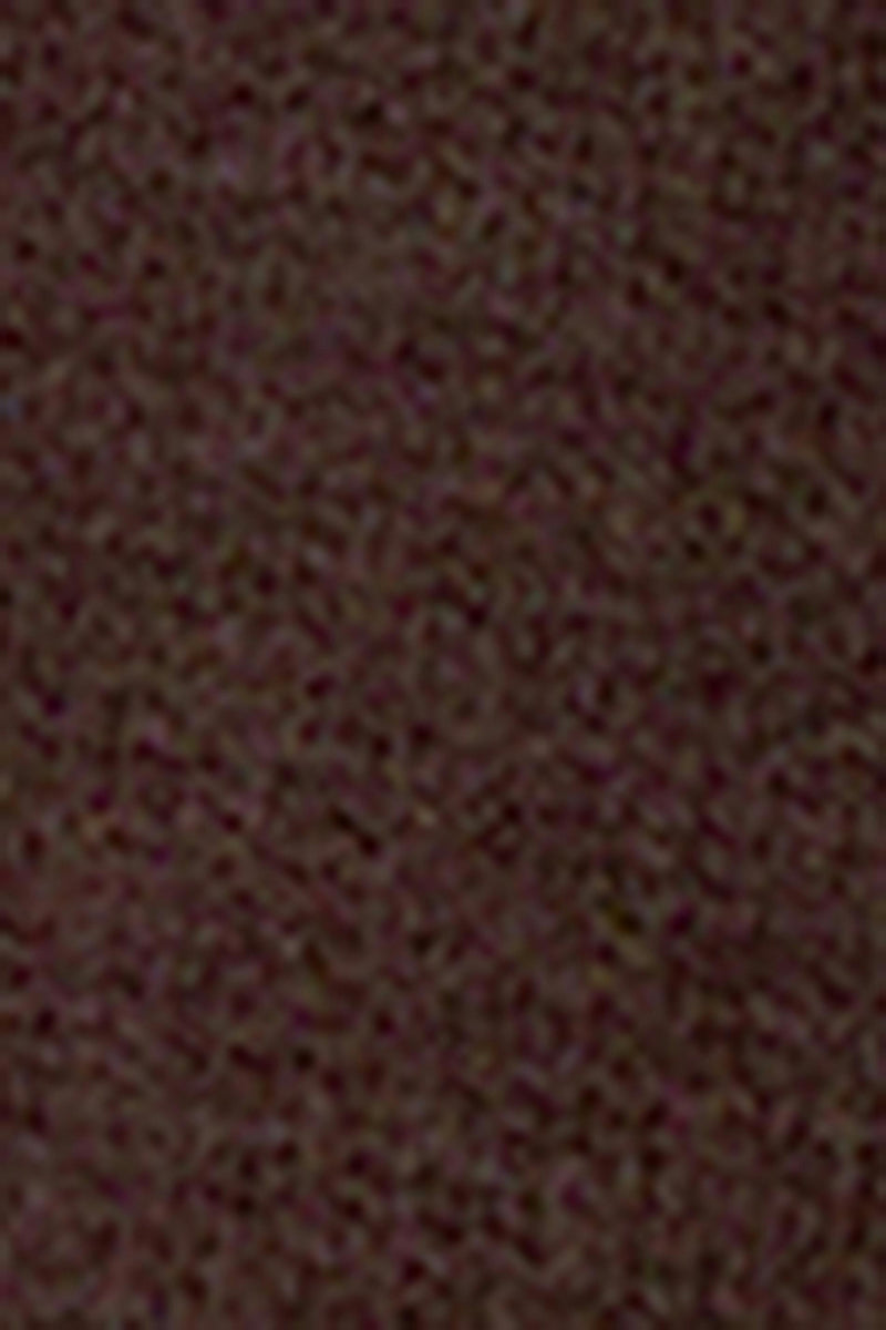 V-hálsmál prjónuð peysa