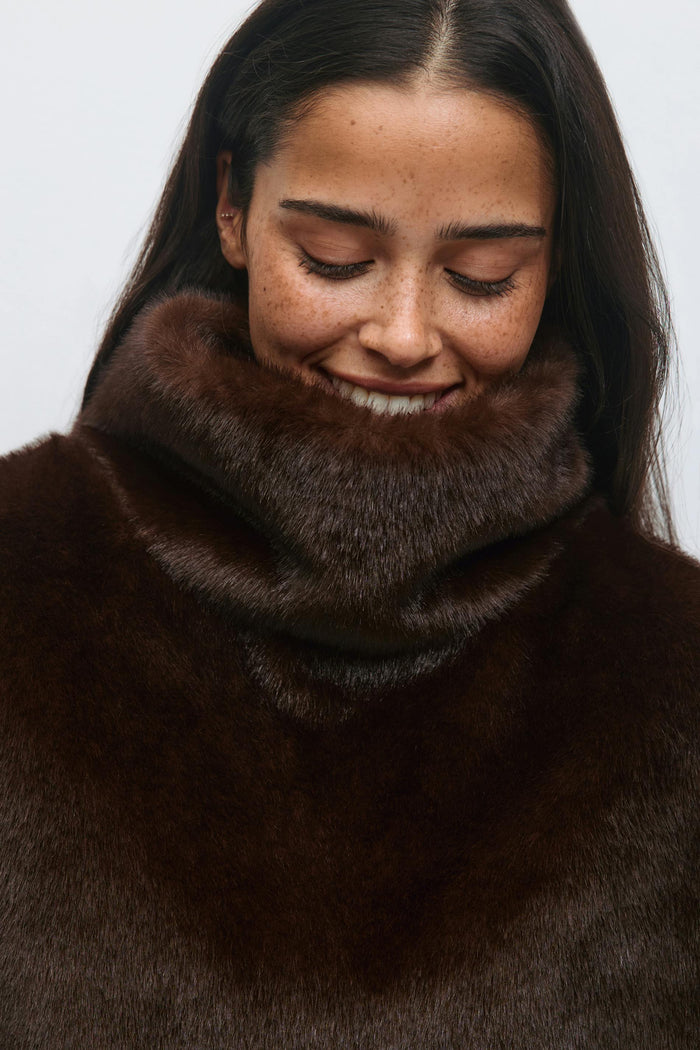 Faux fur kragi