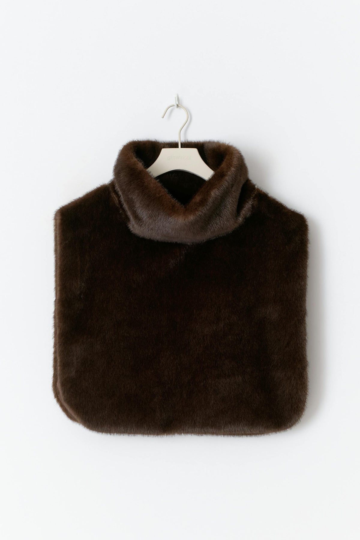 Faux fur kragi