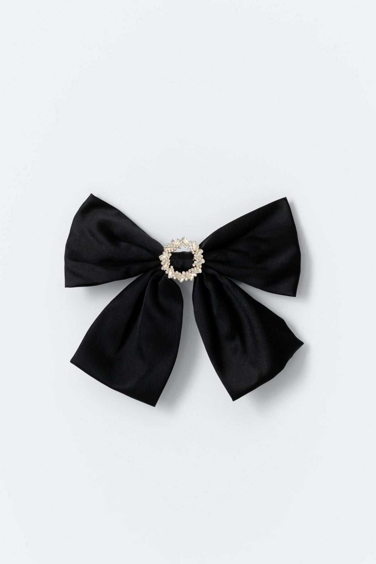 Hárklemma með slaufu