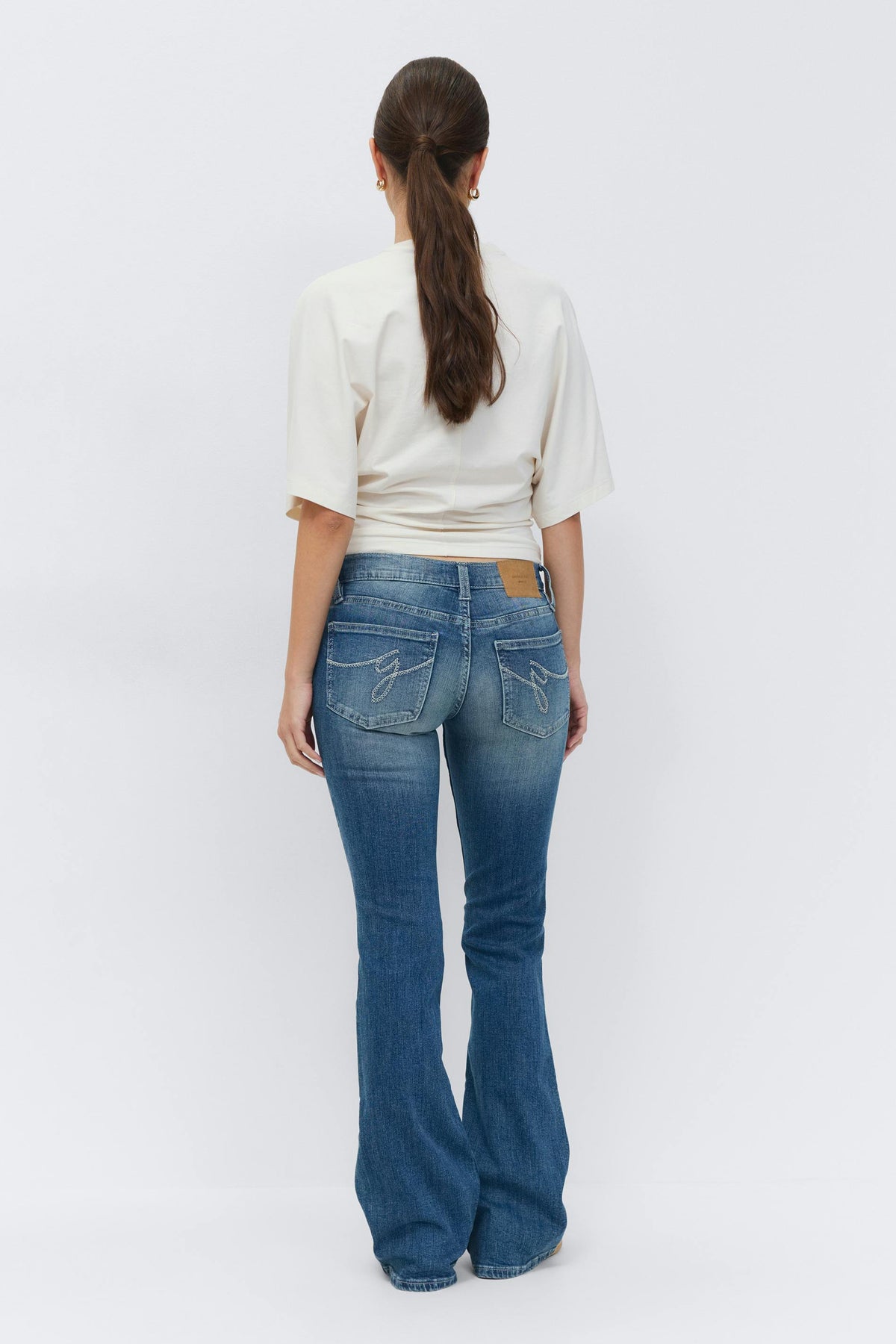 Low bootcut gallabuxur