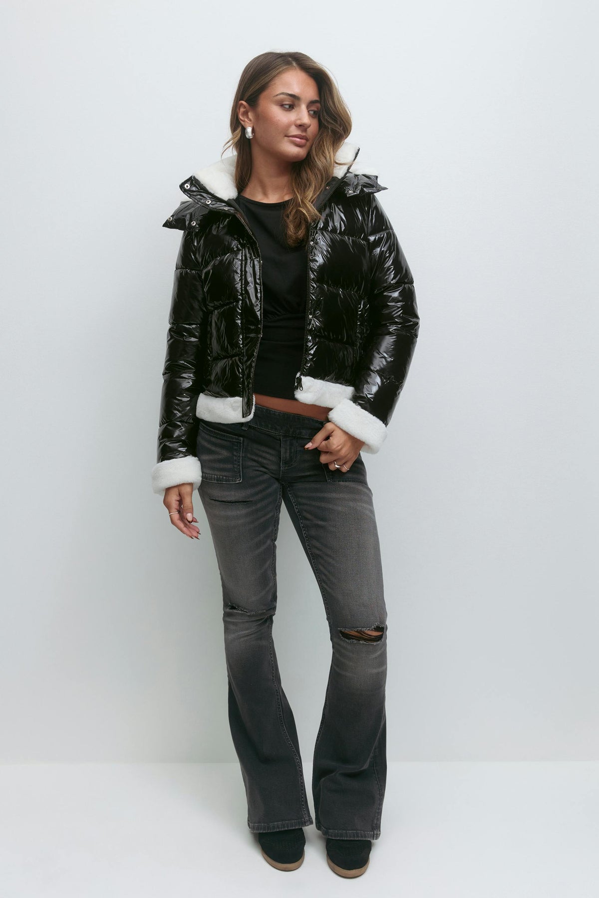 14+ jakki með loði