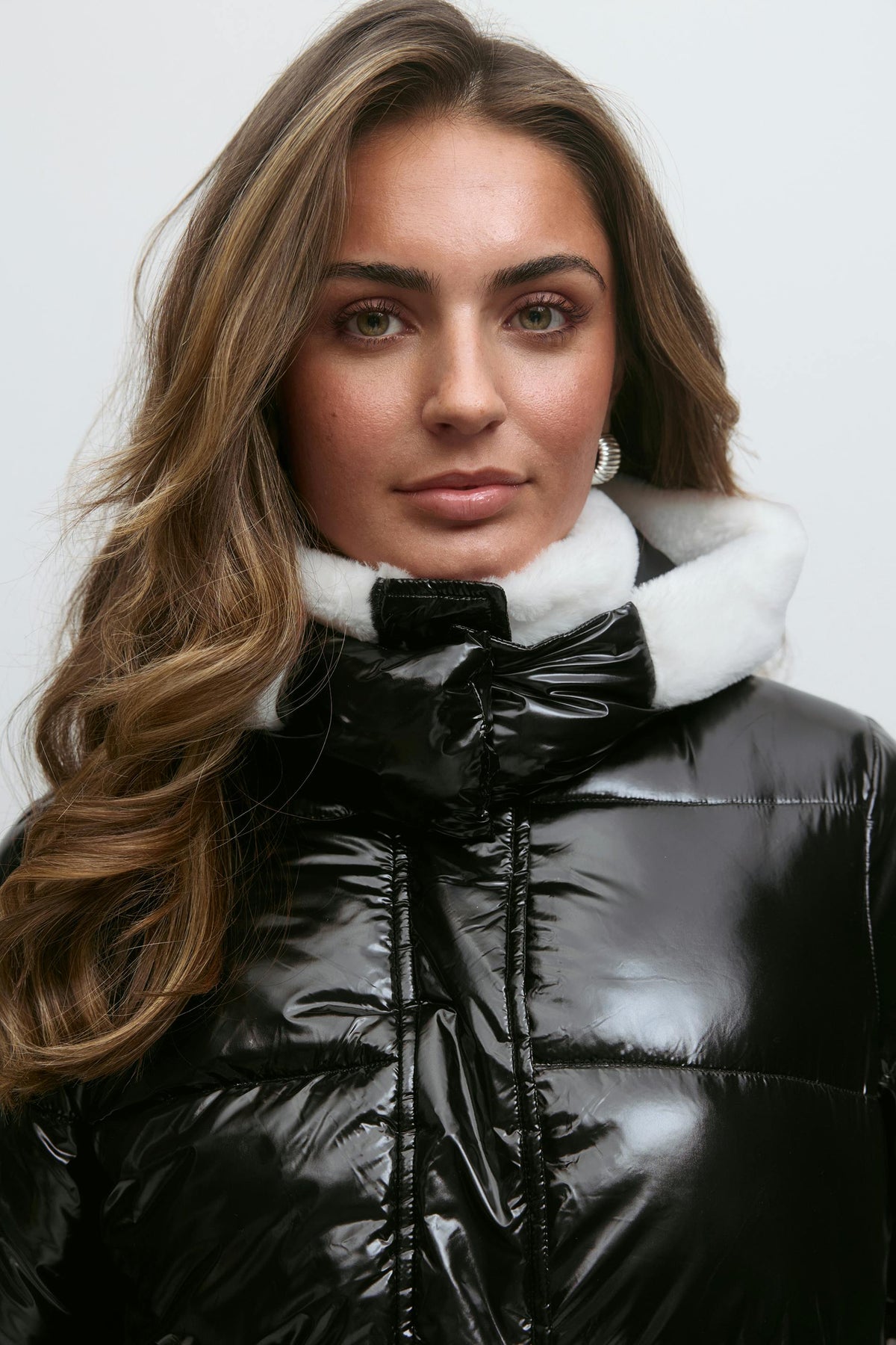 14+ jakki með loði