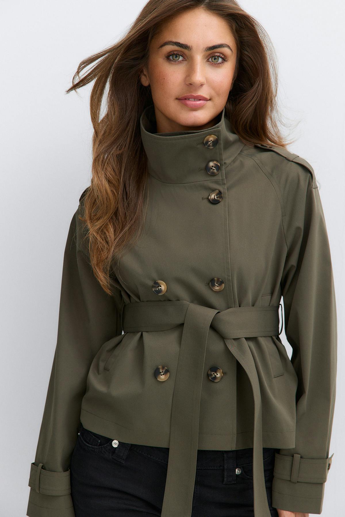 14+ trench coat