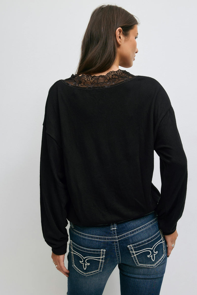 14+ peysa með blúndu