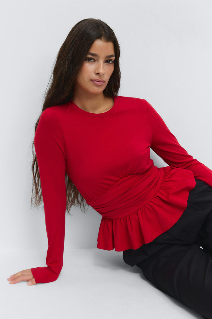 Peplum toppur