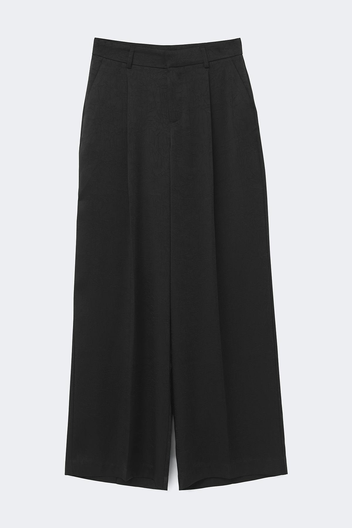Satín buxur