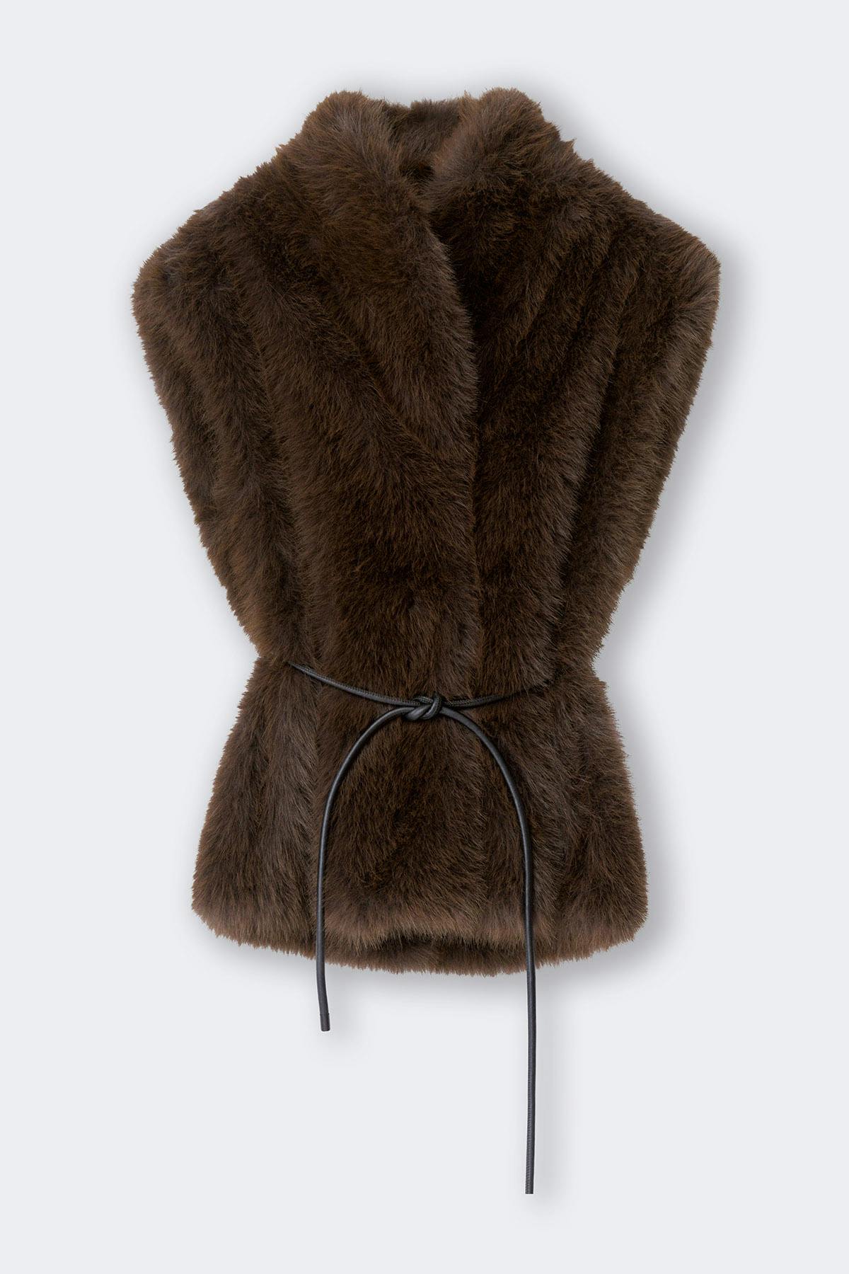 Faux fur vesti