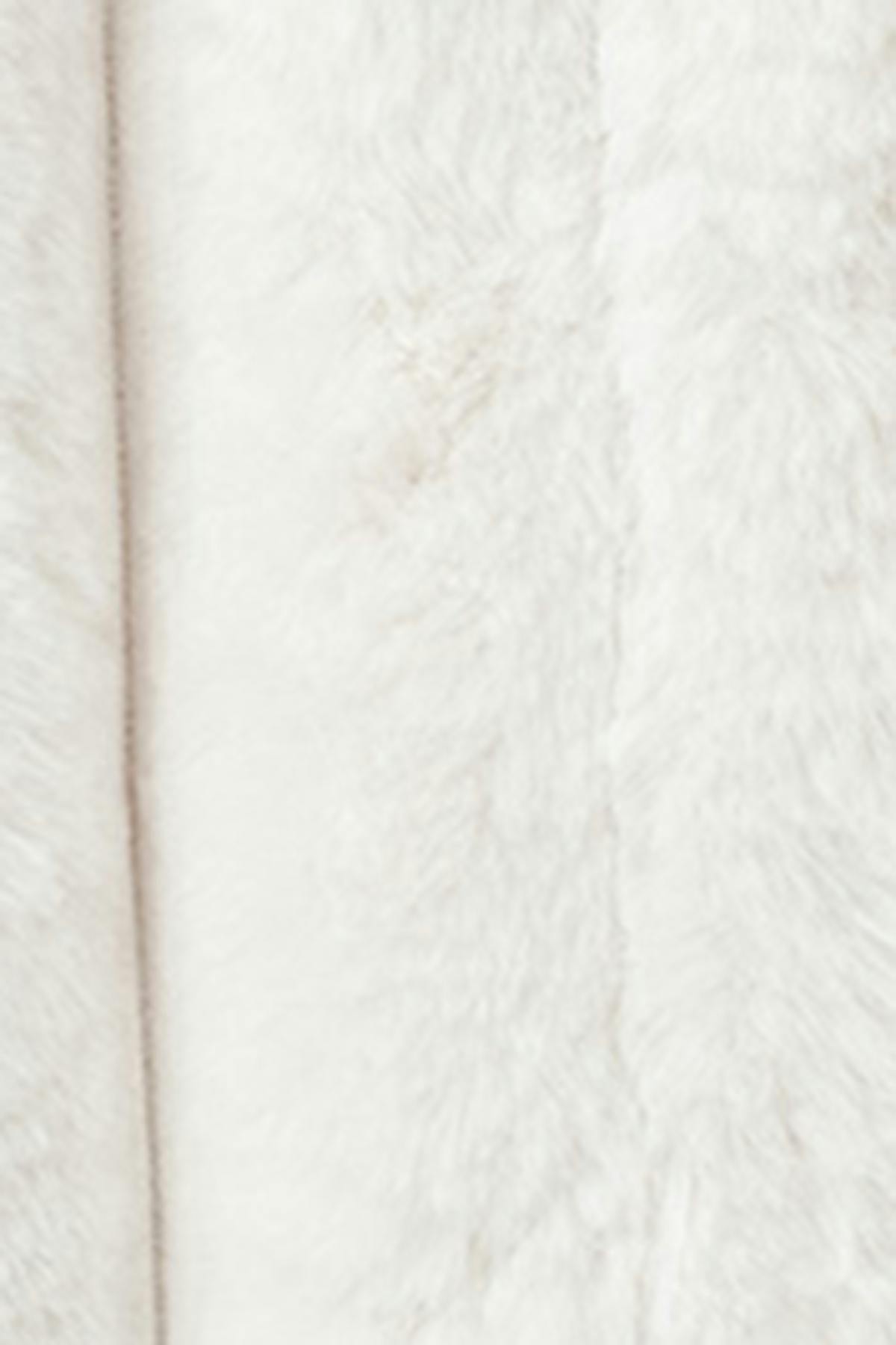 Faux fur vesti