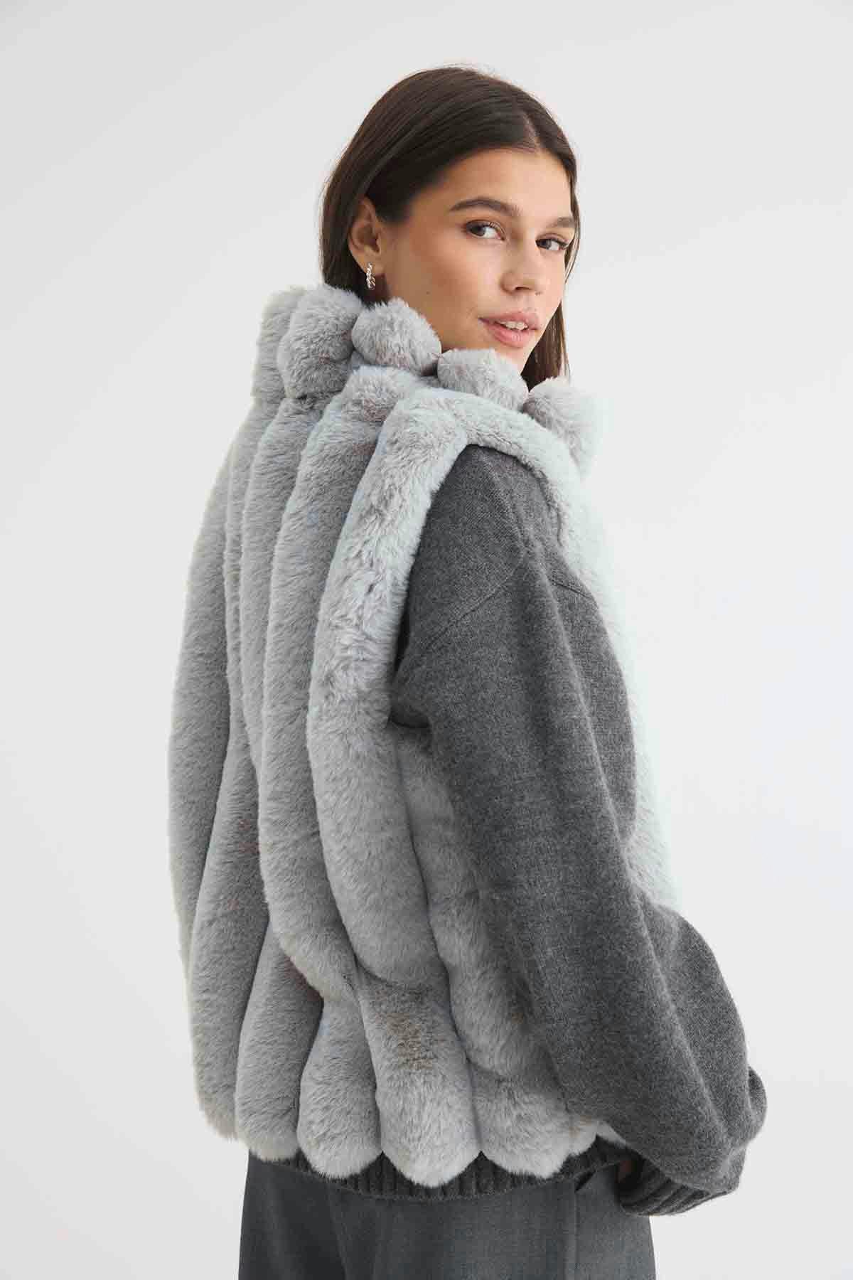 Faux fur vesti