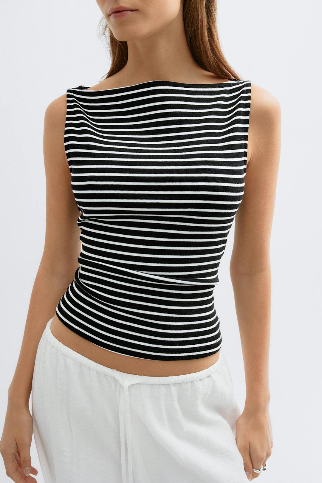 Boatneck toppur