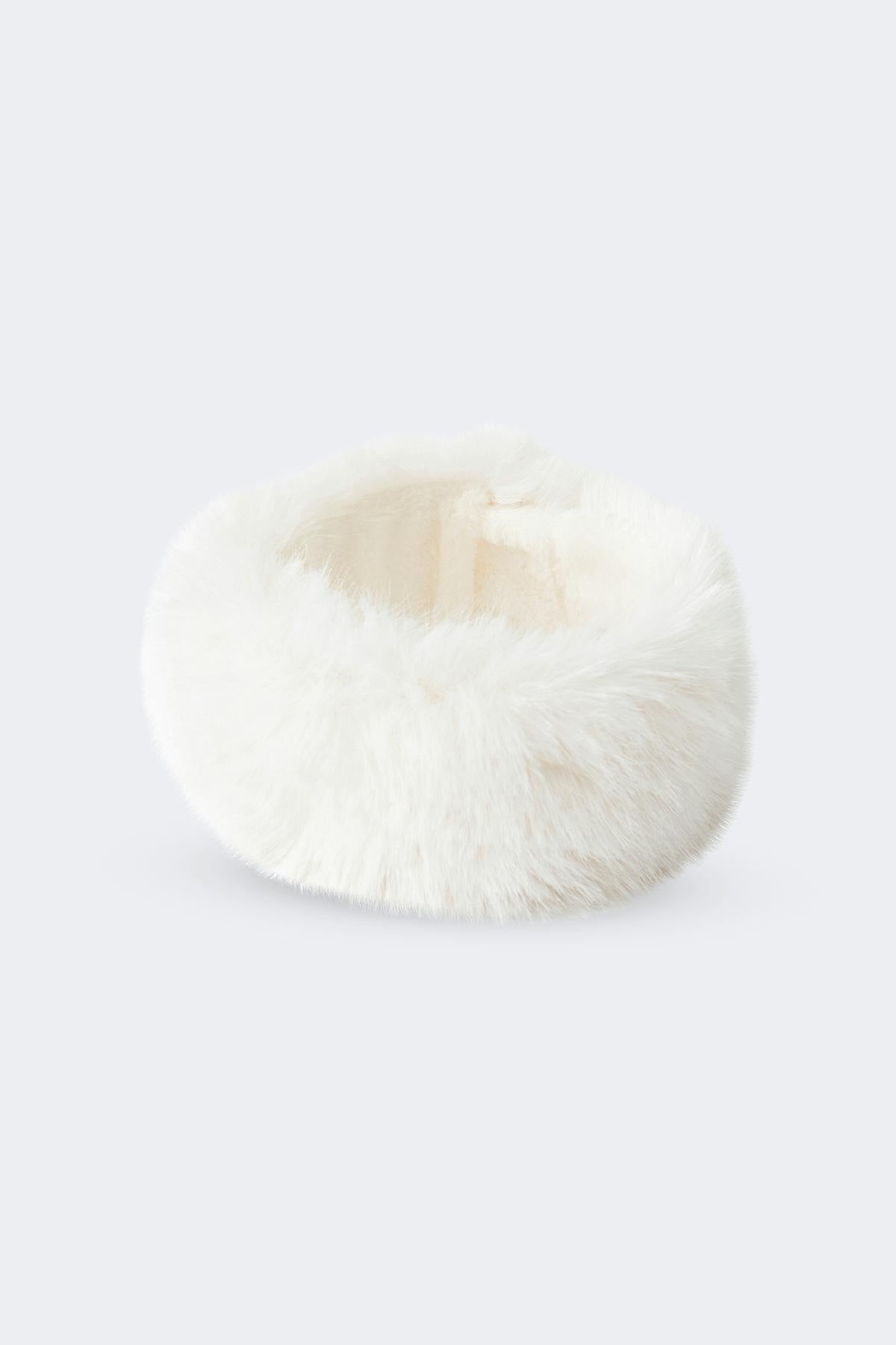 Faux fur eyrnaband