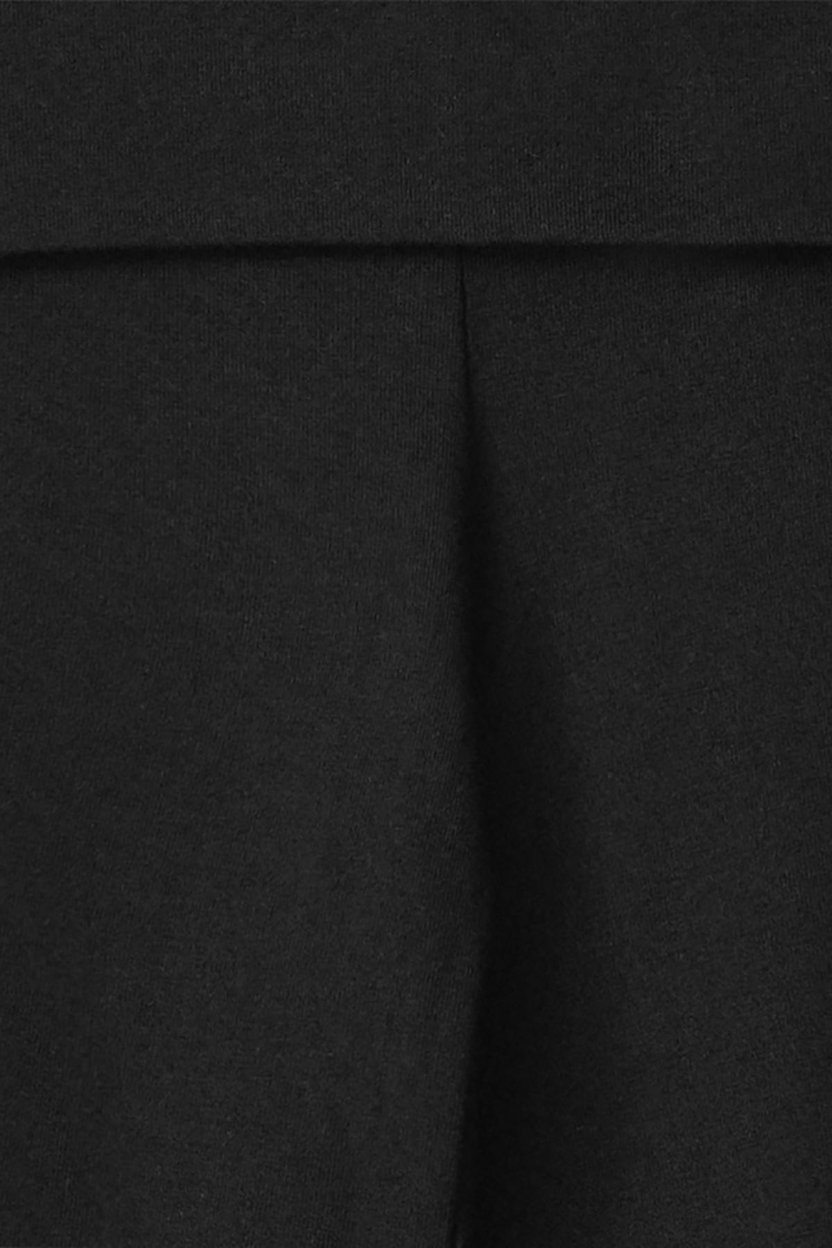 Capri buxur