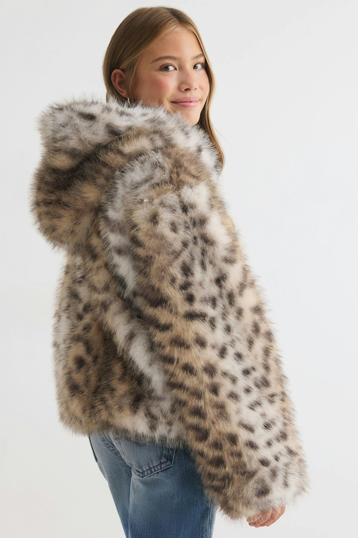 Y faux fur jakki