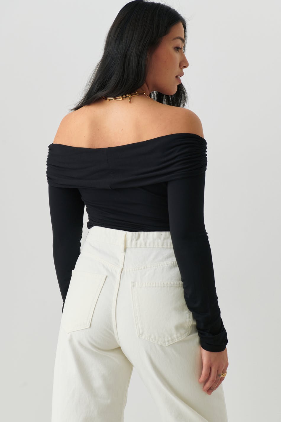 Off shoulder toppur